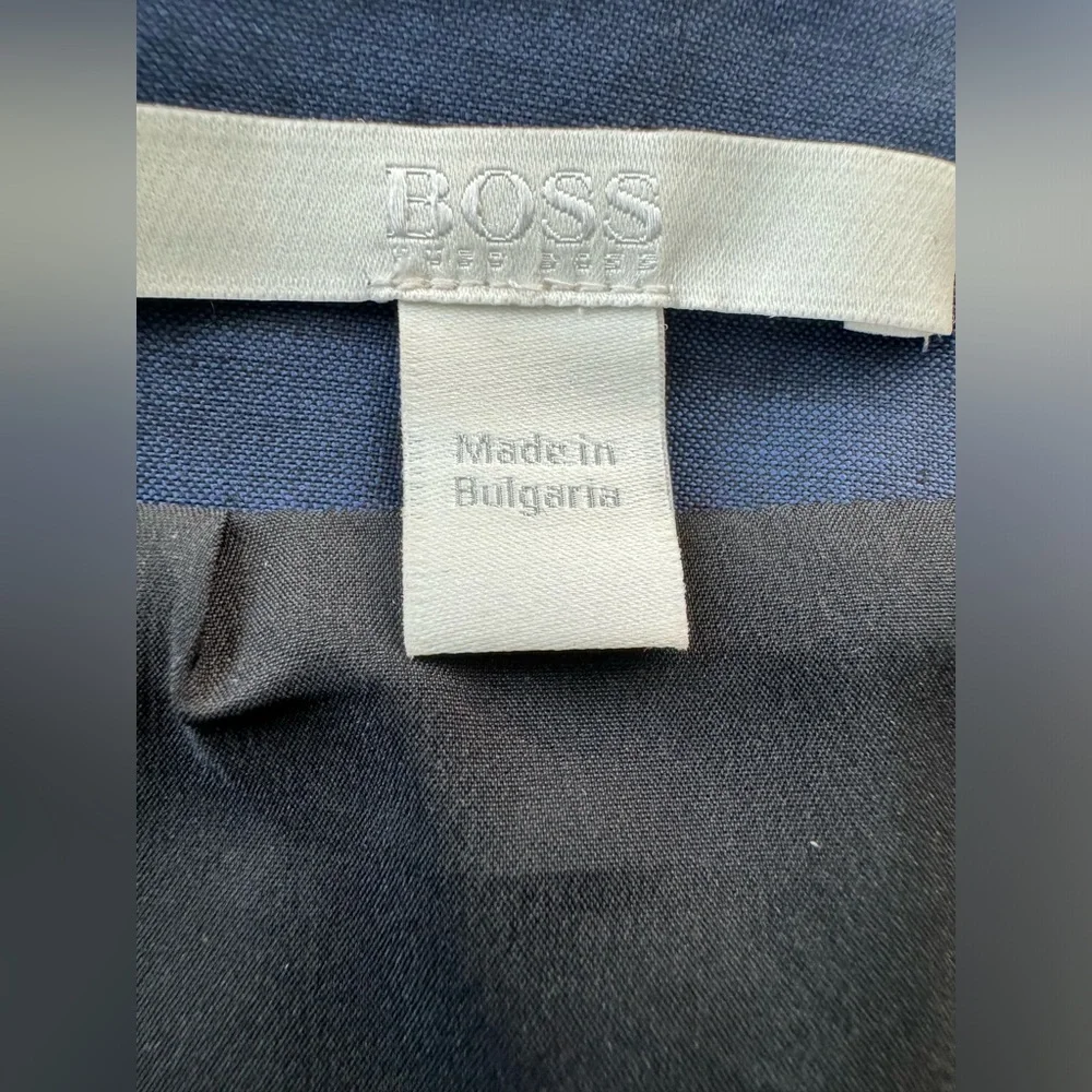 Boss Hugo Boss Vilina1 pencil skirt, size 6. An elegant skirt made from